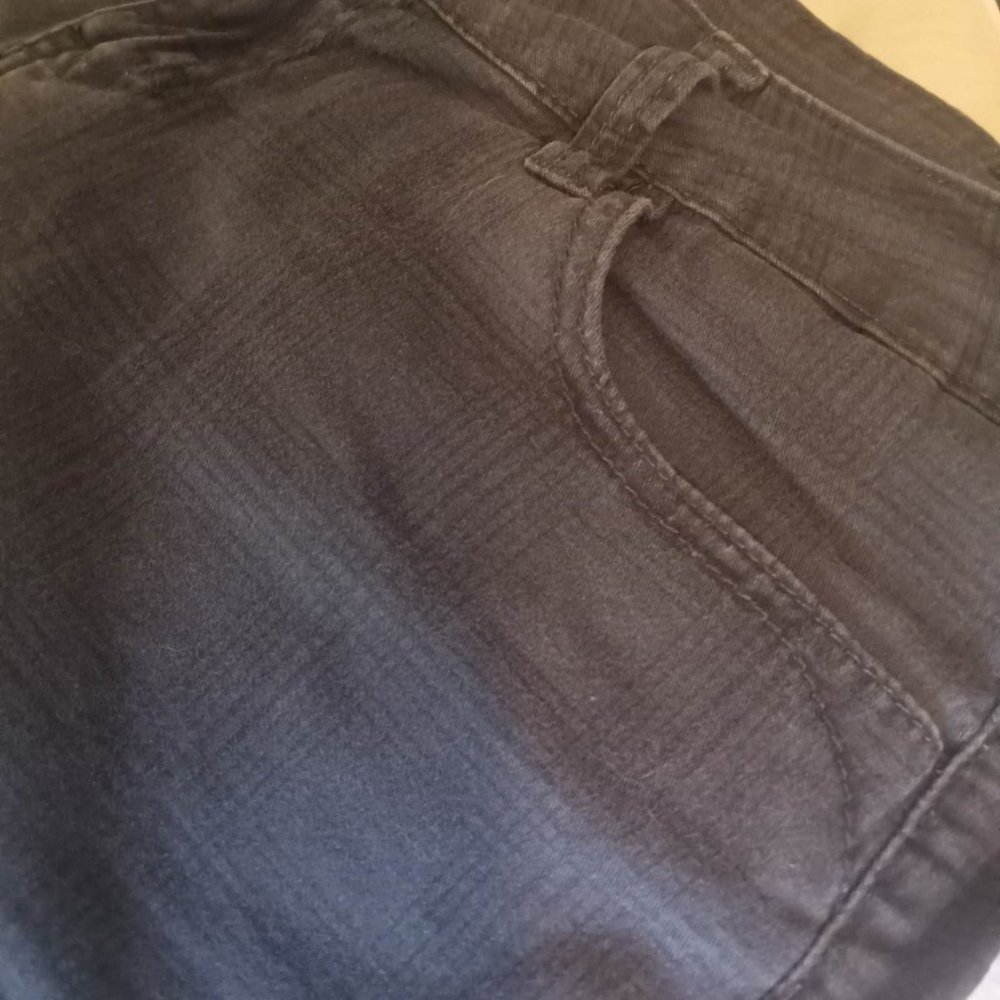 Gray & Black YMI Shorts - Picture 2 of 6